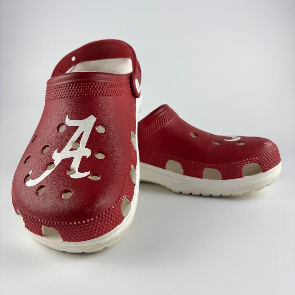 Crocs Classic Clogs University of Alabama Crimson Tide Men's 8 / Women's 10 SEC